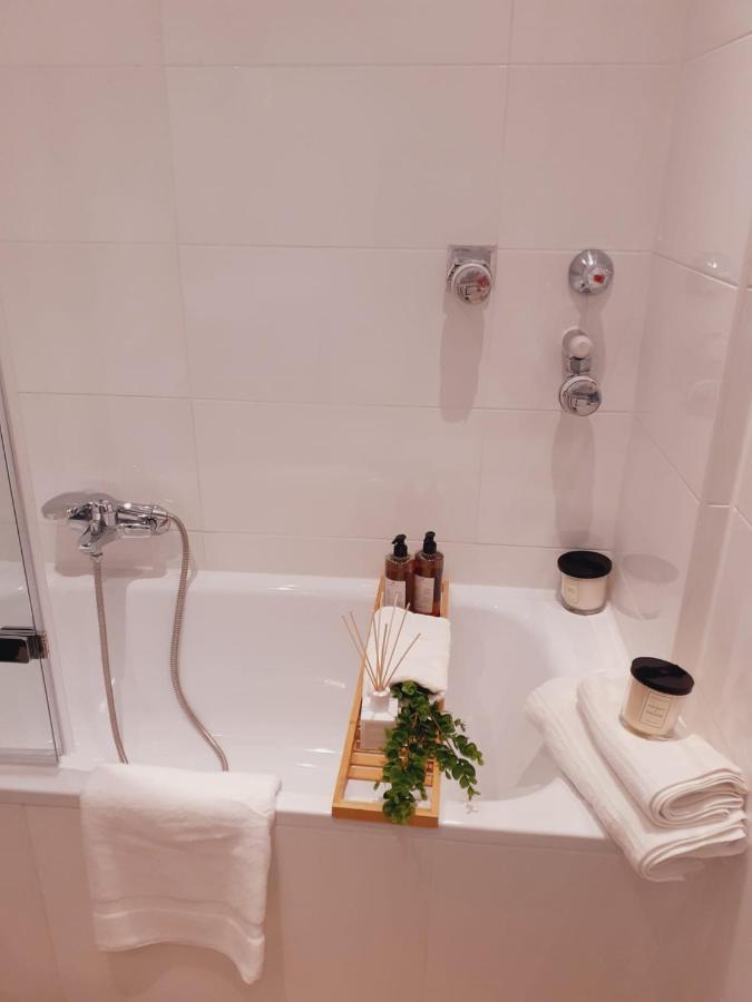 נויפארן ביי פרייזינג New - Apartment Kameni Confort Wifi Munich Airport Family מראה חיצוני תמונה